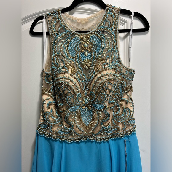 NWT Size 12 SPARKLE Beaded Halter Evening Gown - Picture 4 of 7